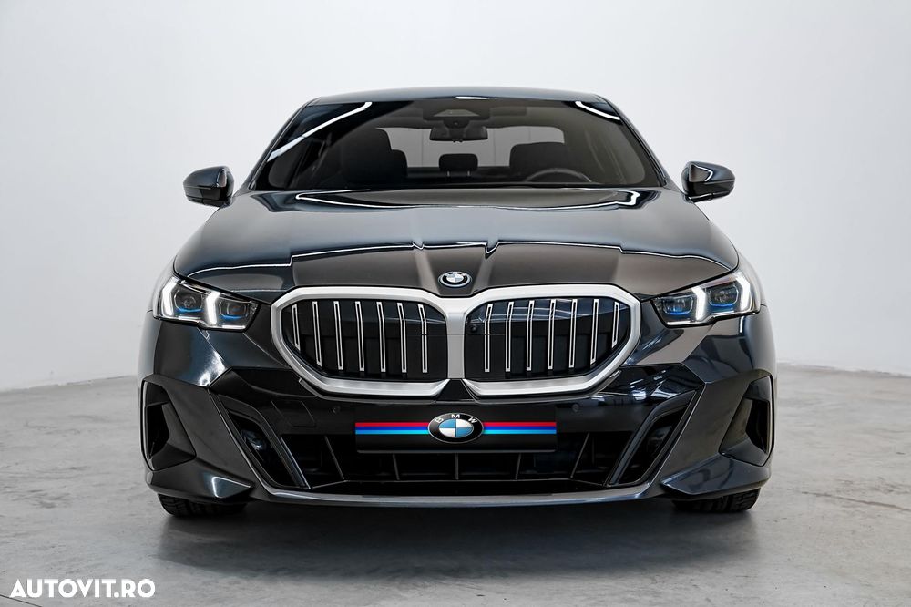 BMW Seria 5 530e Aut. - 1