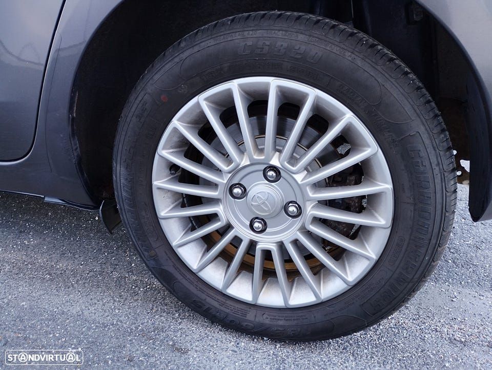Toyota Yaris 1.33 VVT-i High Pack MM - 6