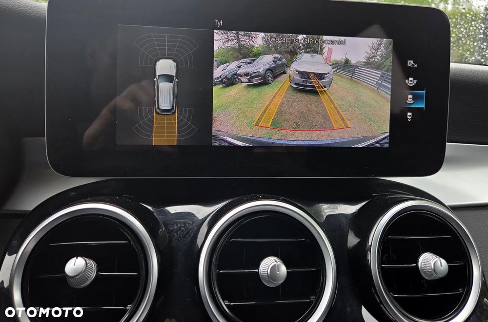 Mercedes-Benz GLC 220 d - 16