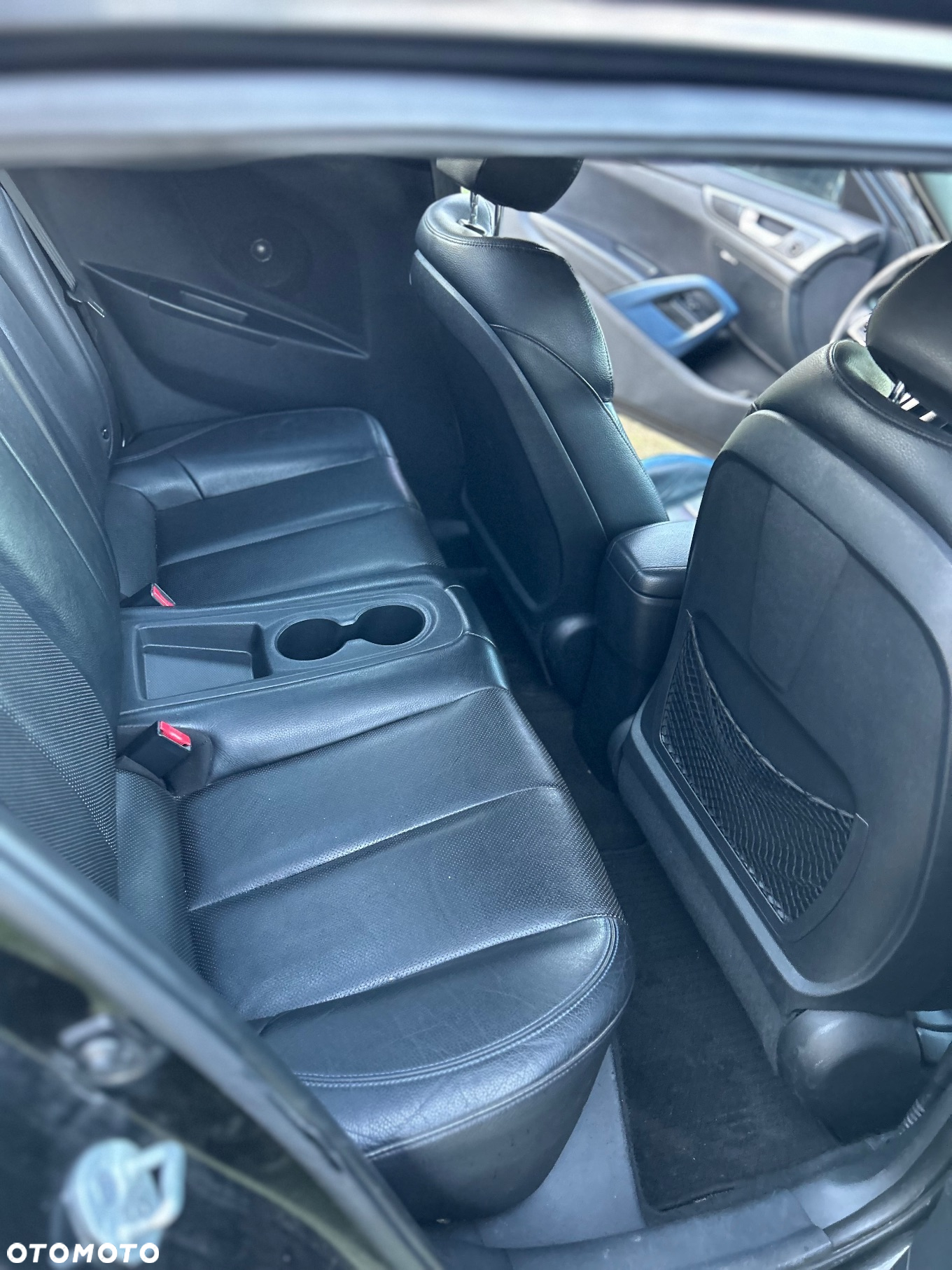 Hyundai Veloster - 9