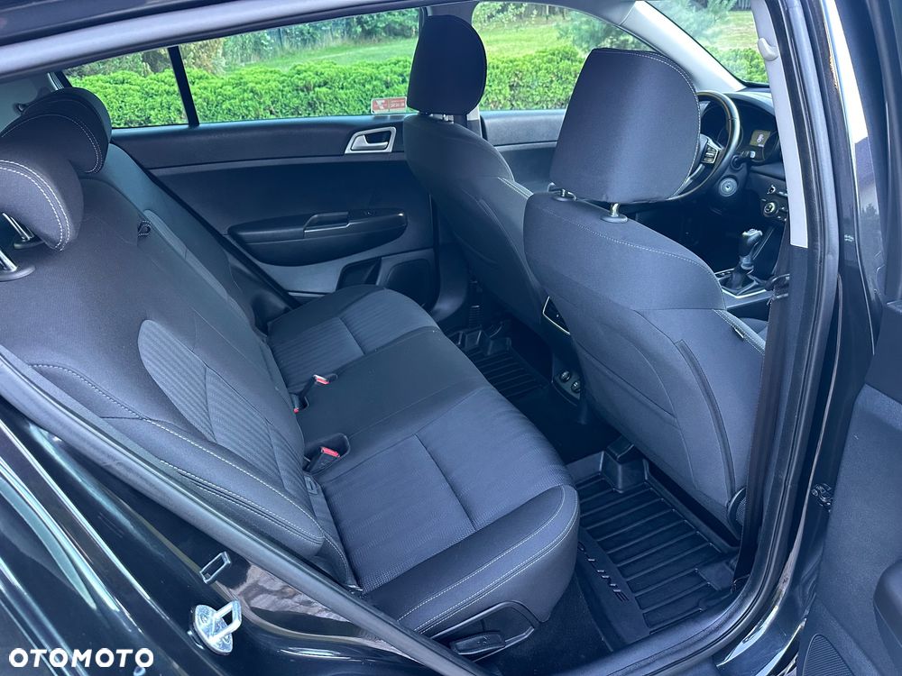 Kia Sportage 1.6 T-GDI Black Edition Plus 2WD - 11