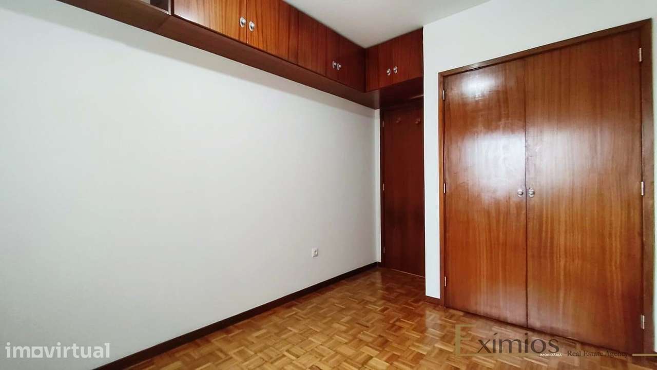 Apartamento T1 remodelado, localizado em Aver-o-Mar - Grande imagem: 5/10