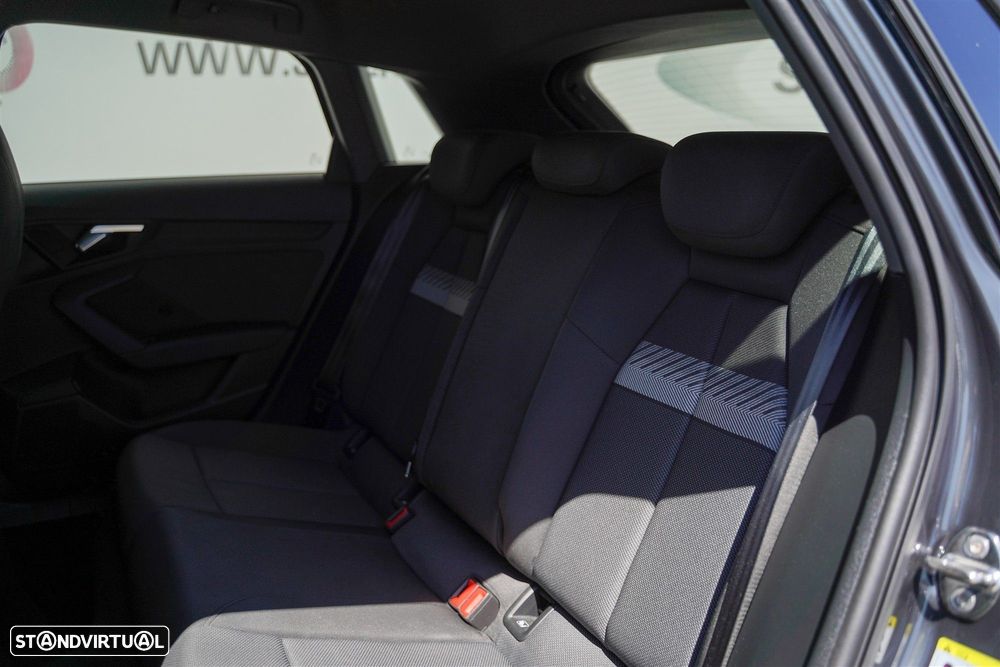 Audi A3 Sportback 30 TFSI Advanced - 13