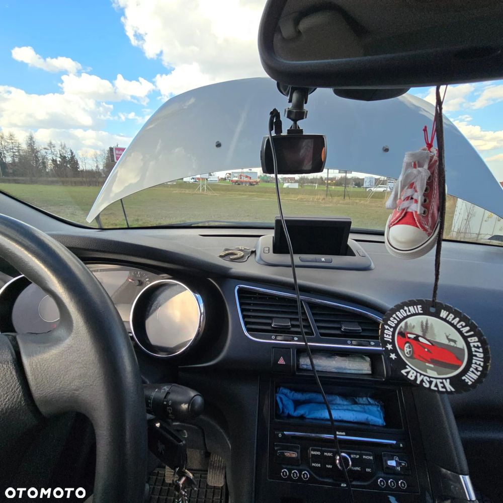 Peugeot 3008 ver-1-6-hdi-trendy - 22