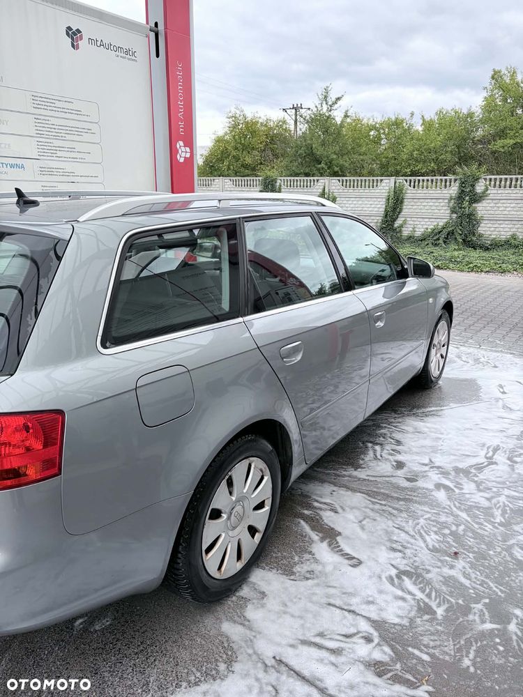 Audi A4 Avant - 8
