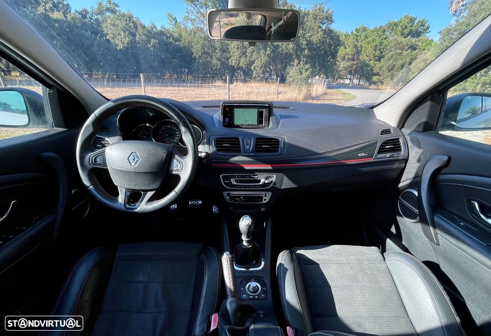 Renault Mégane Sport Tourer 1.5 dCi GT Line SS - 13