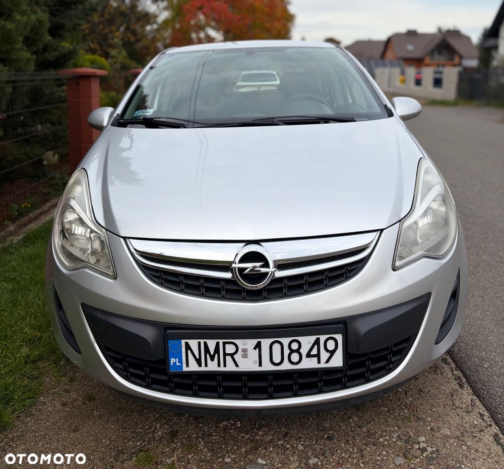 Opel Corsa 1.2 16V Edition / Active - 8