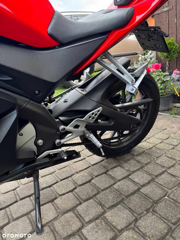 Yamaha R125 - 7