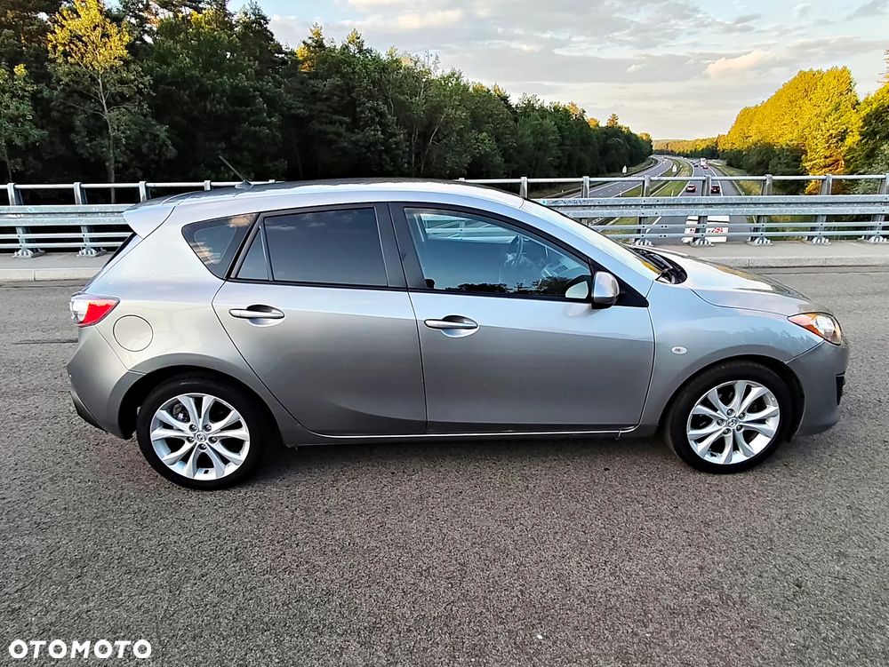 Mazda 3 1.6 Exclusive + - 10