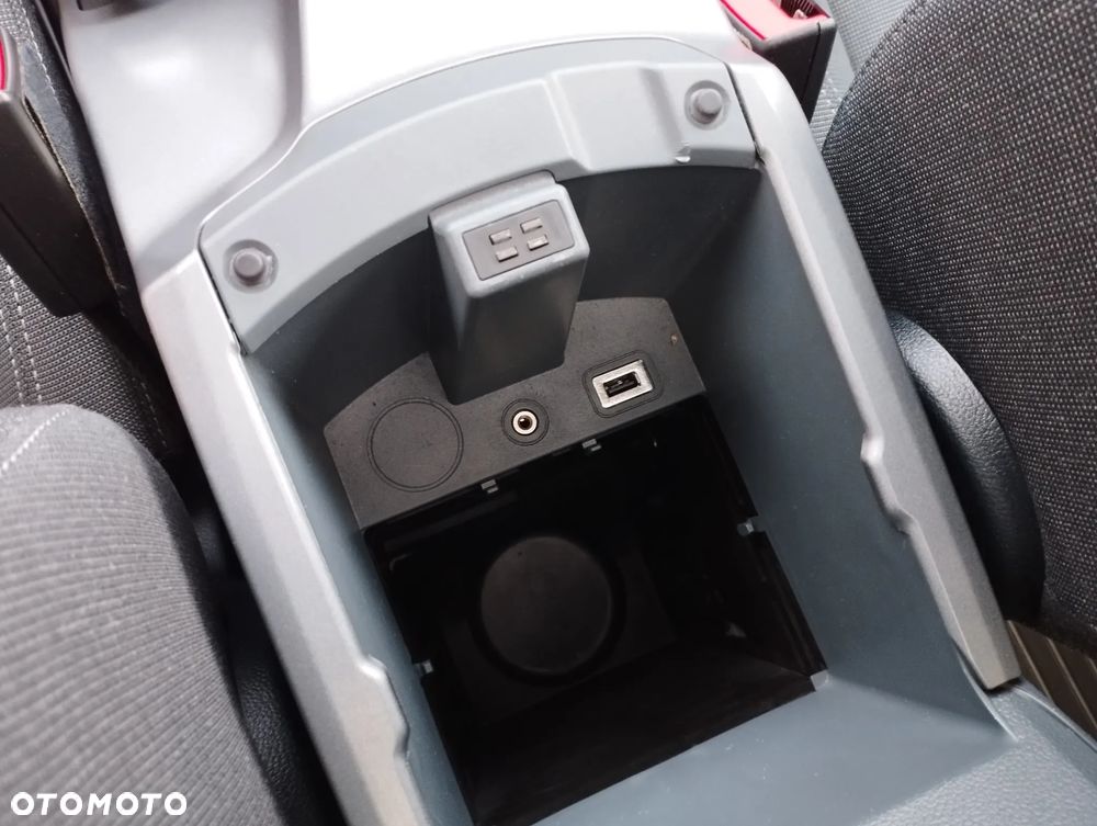 Ford C-MAX 1.0 EcoBoost Start-Stopp-System Titanium - 37