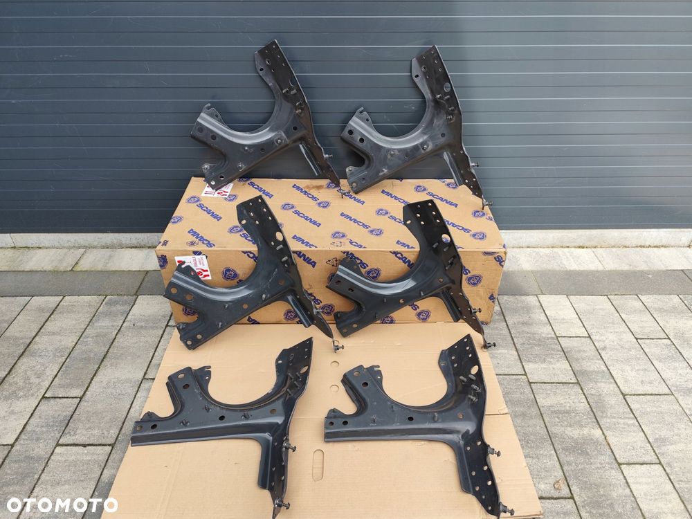 WSPORNIK LAMPY SCANIA NEXT GEN 2790474 - 1