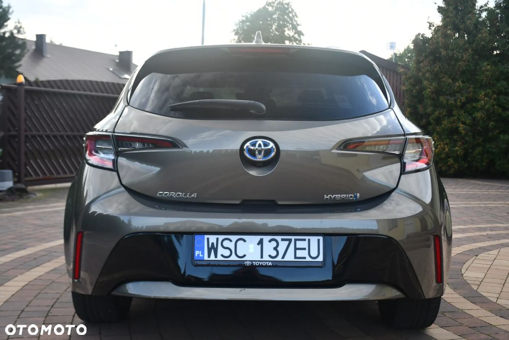 Toyota Corolla 1.8 Hybrid Trek - 19