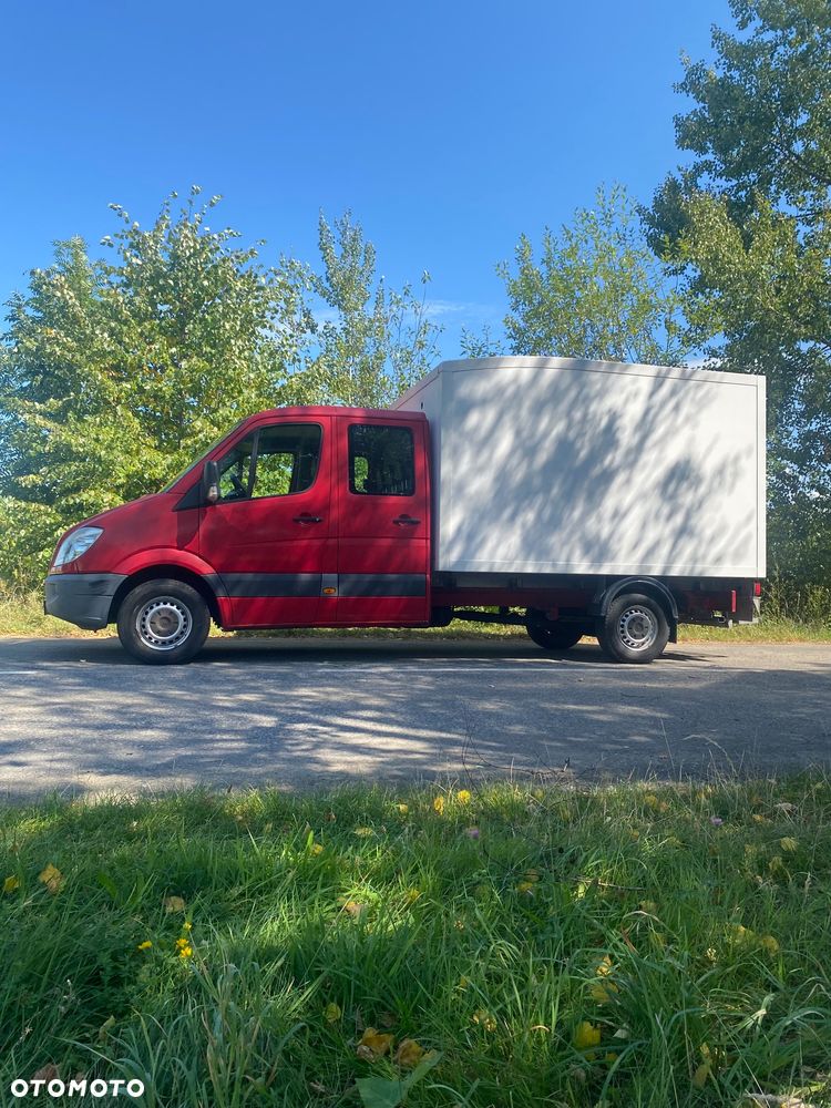 Mercedes-Benz Sprinter - 2