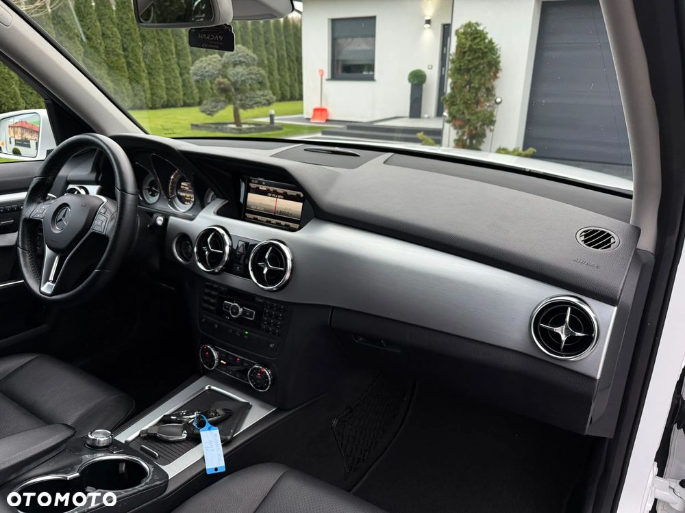 Mercedes-Benz GLK 350 CDI 4Matic (BlueEFFICIENCY) 7G-TRONIC - 33