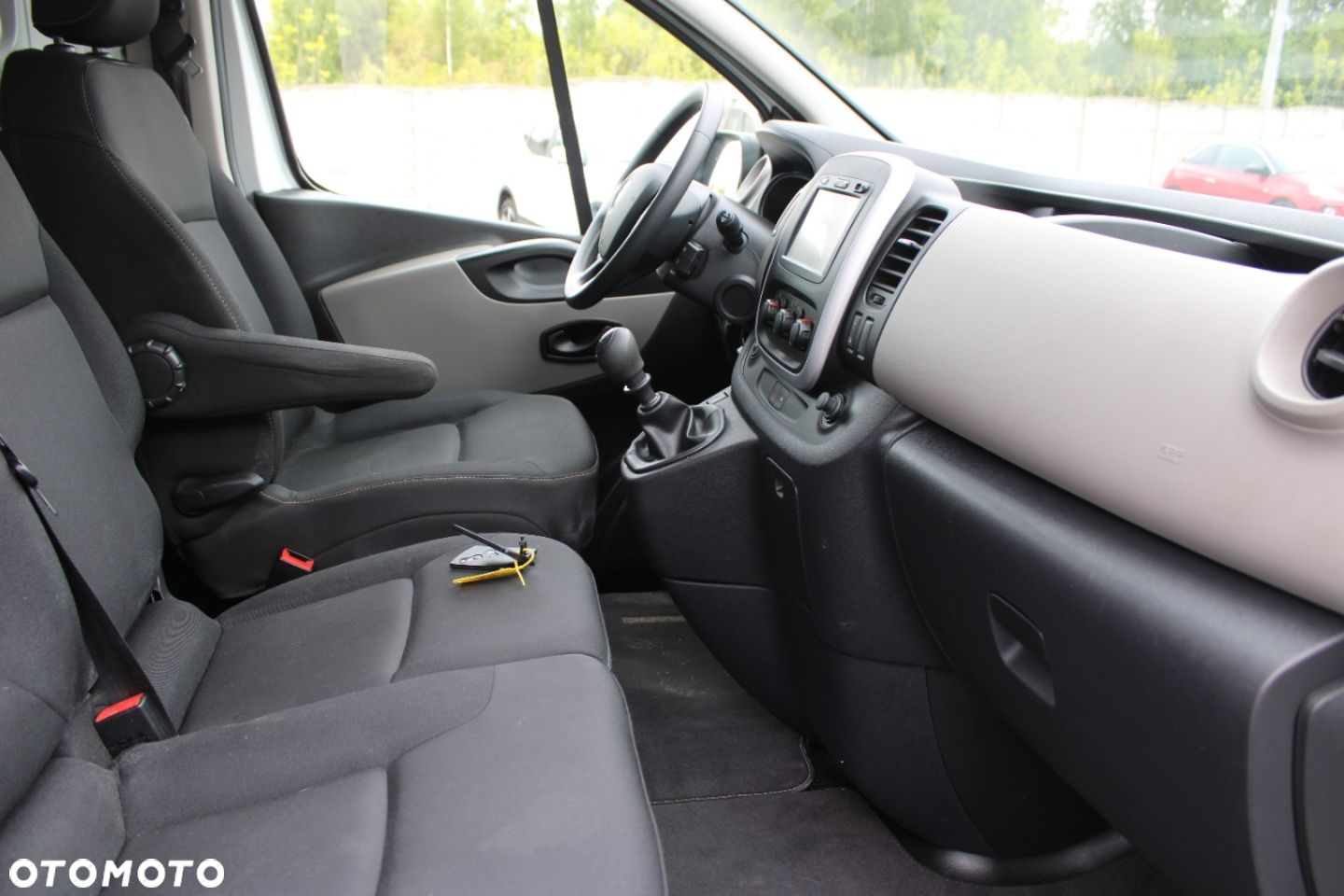 Renault TRAFIC - 25