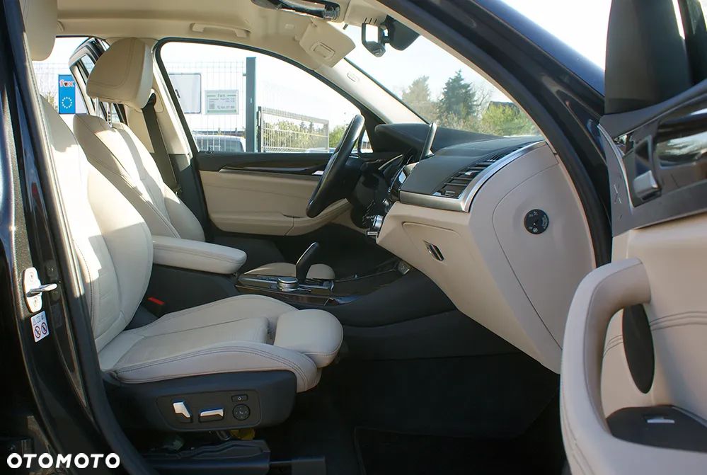 BMW X3 xDrive20d M Sport Edition - 9