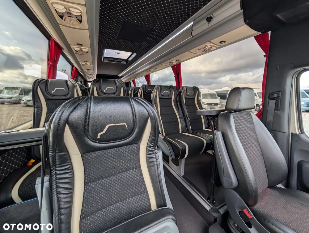 Mercedes-Benz Sprinter 519 - 22