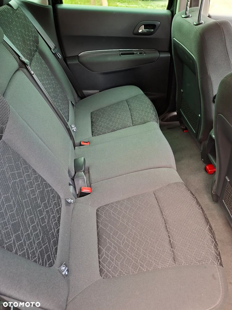 Peugeot 3008 1.6 BlueHDi Style S&S - 9