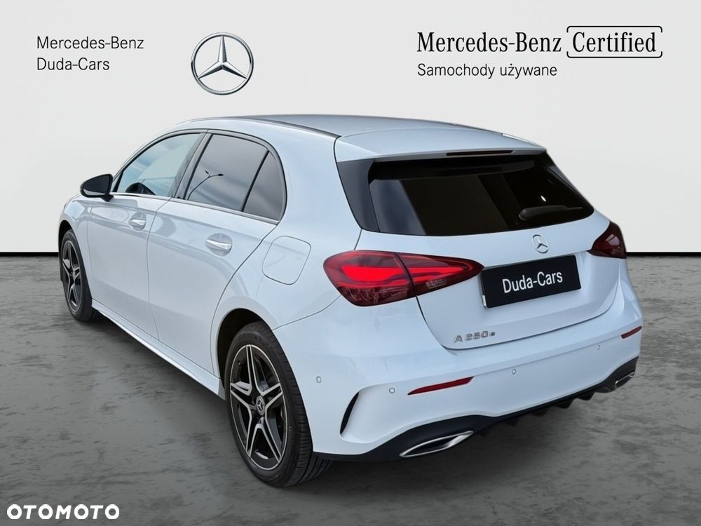 Mercedes-Benz Klasa A 250 e PHEV AMG Line 8G-DCT - 3