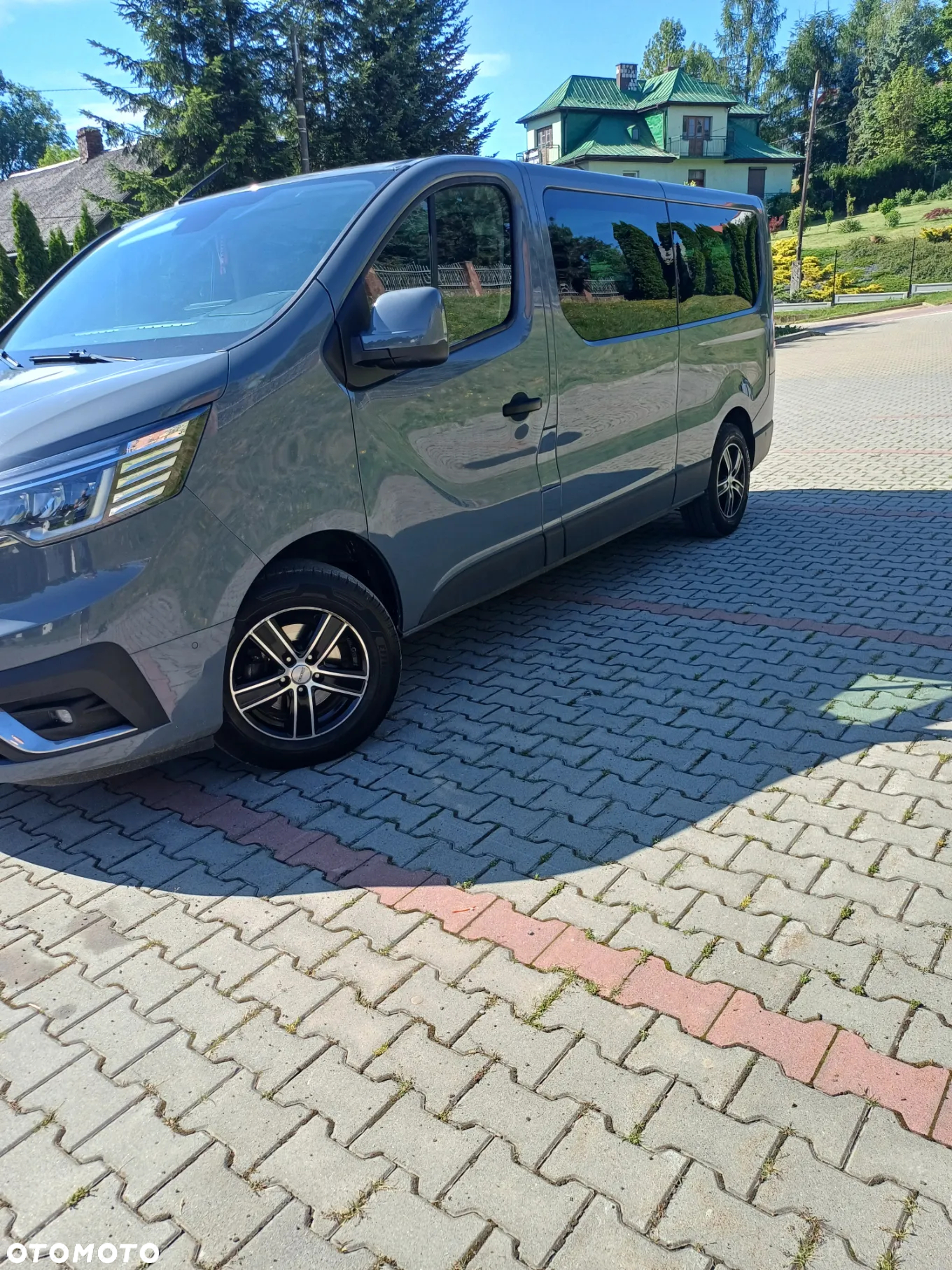Renault Trafic - 2