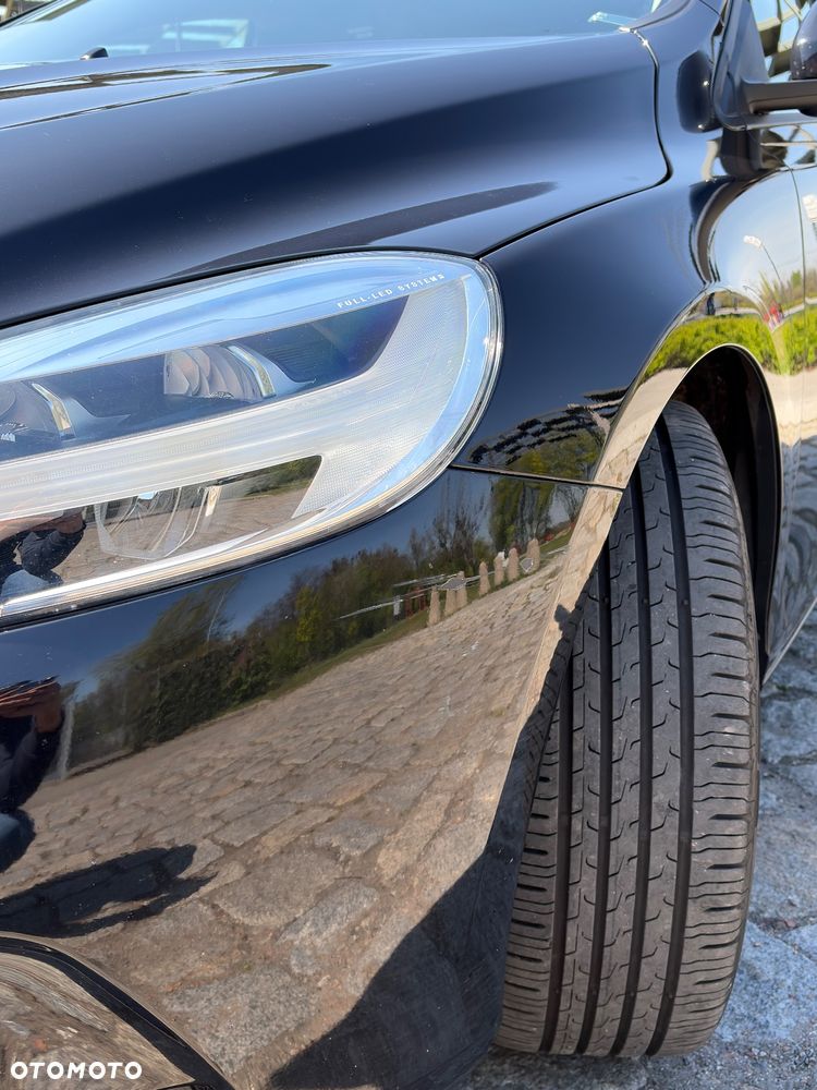 Volvo V40 T2 Momentum - 6