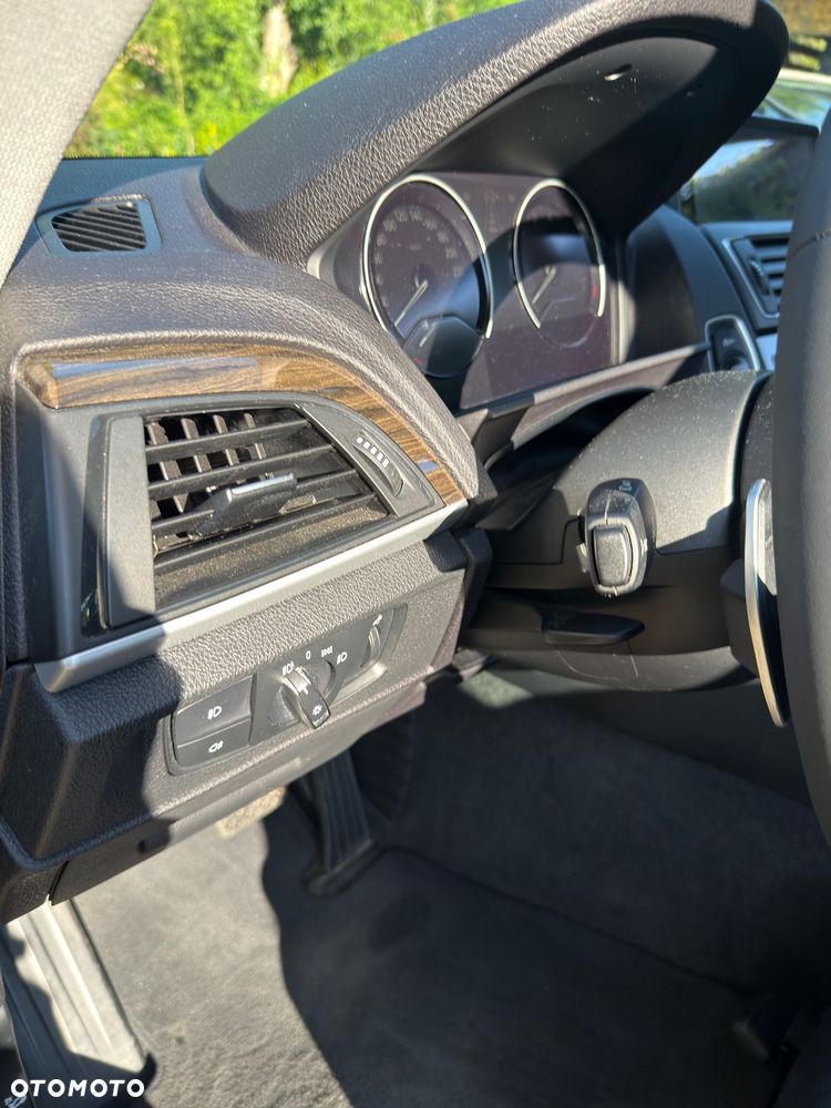 BMW Seria 2 218i Luxury Line - 27