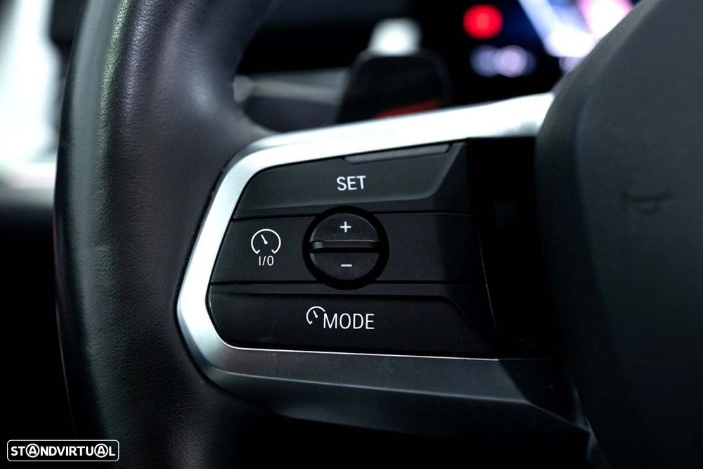 BMW iX1 xDrive30 Pack Desportivo M - 18