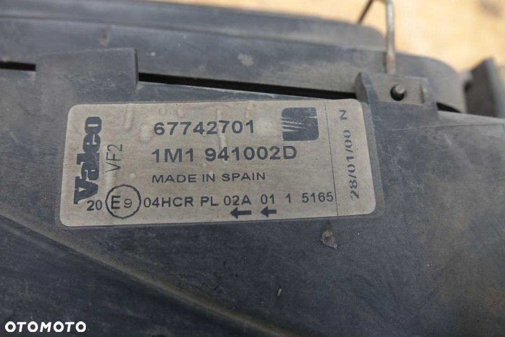 REFLEKTOR 2 LAMPY PRZÓD LEWA PRAWA EUROPA SEAT LEON I 1 TOLEDO II 2 - 11