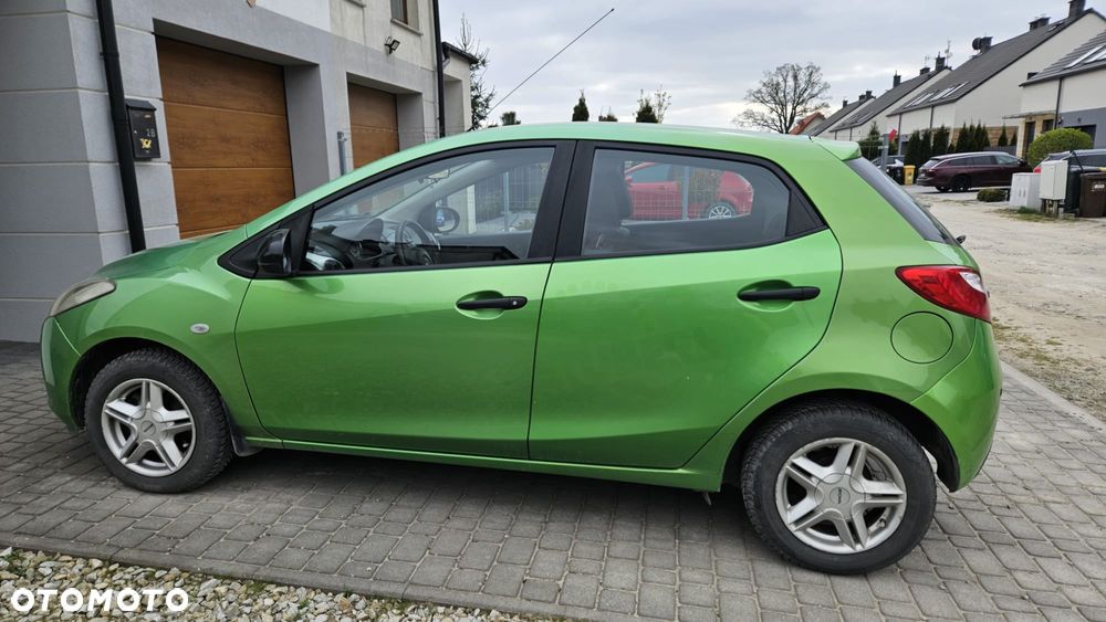 Mazda 2 - 14