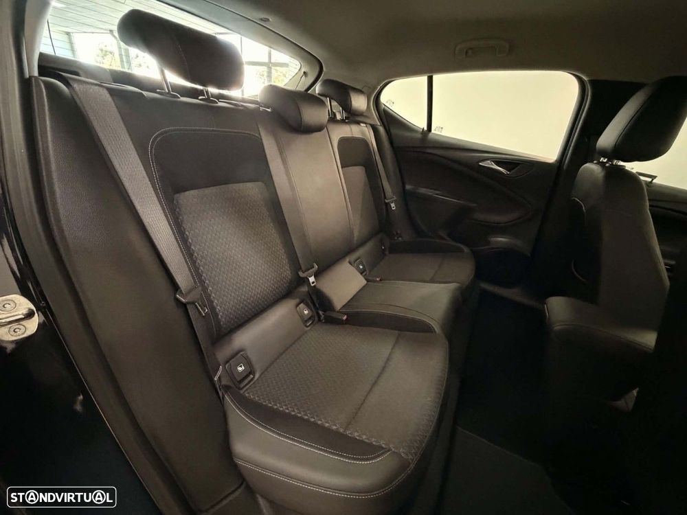 Opel Astra 1.6 CDTI Dynamic S/S - 13