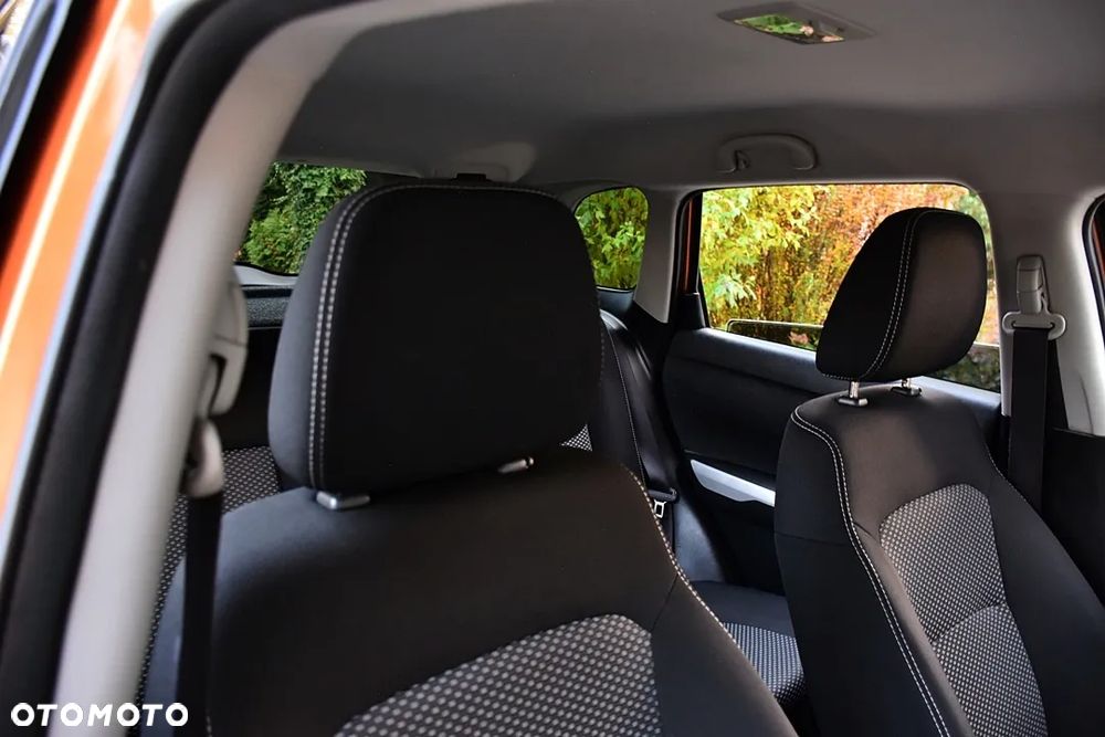 Suzuki Vitara 1.6 DDiS (4x4) Allgrip Comfort+ - 36