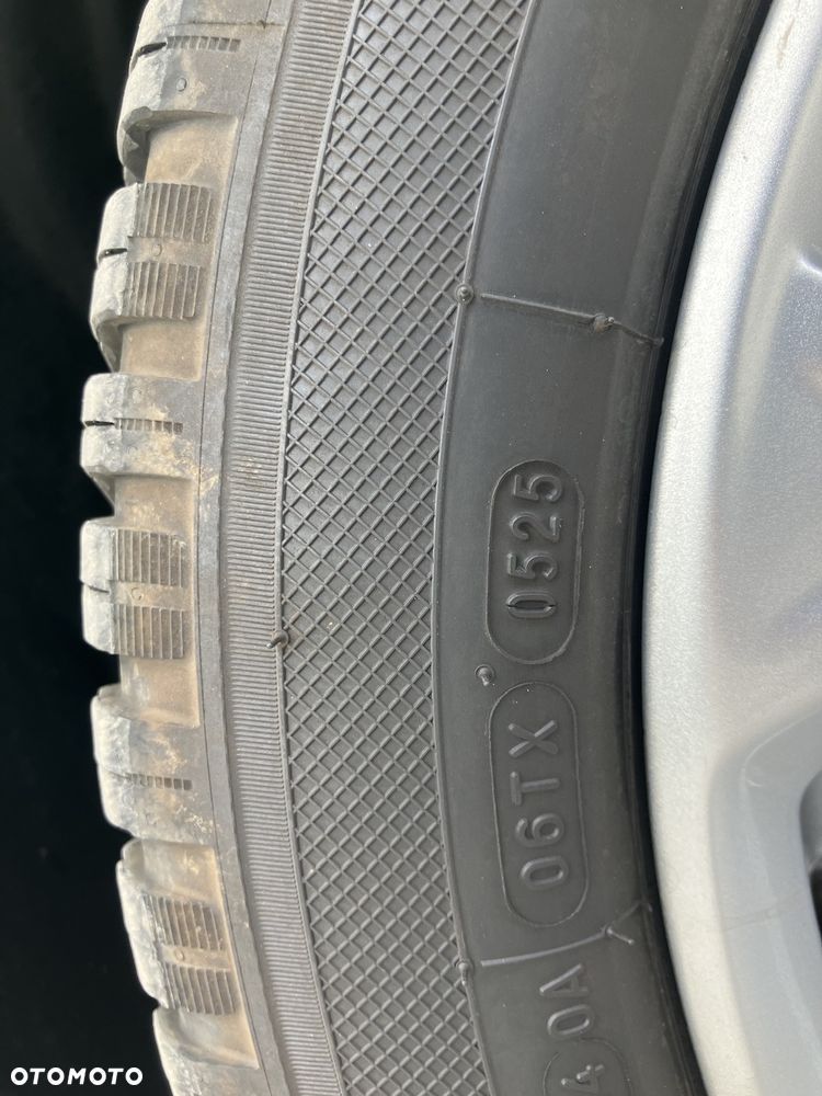 Ford S-Max 2.0 TDCi DPF Titanium - 33