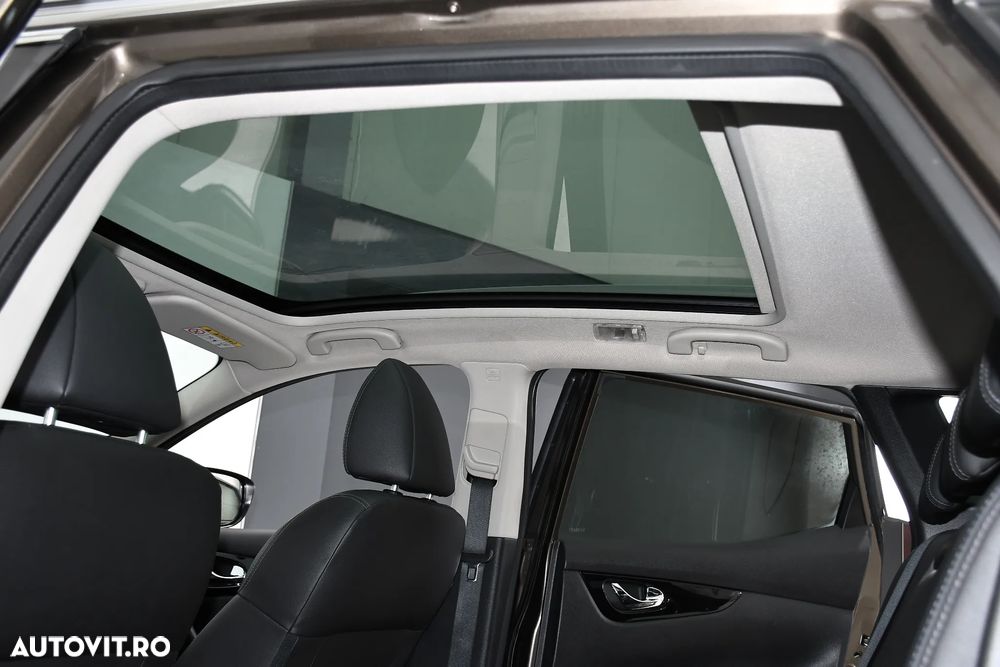 Nissan Qashqai 1.6 DCI TEKNA+ - 19