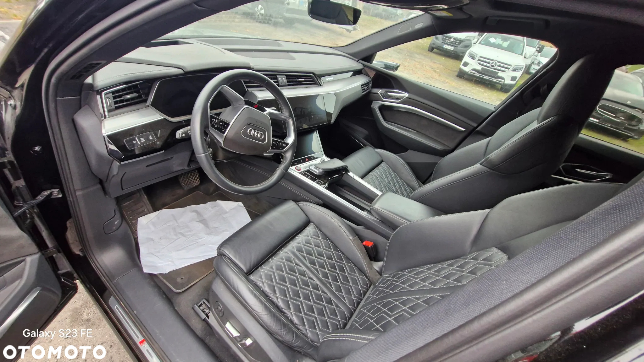 Audi e-tron Sportback S quattro - 11