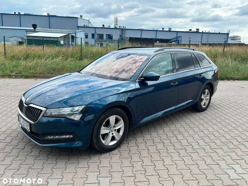 Skoda Superb 2.0 TDI SCR Ambition DSG - 3