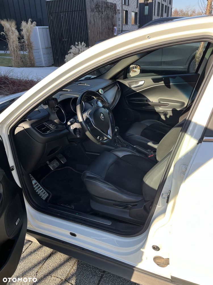 Alfa Romeo Giulietta - 6