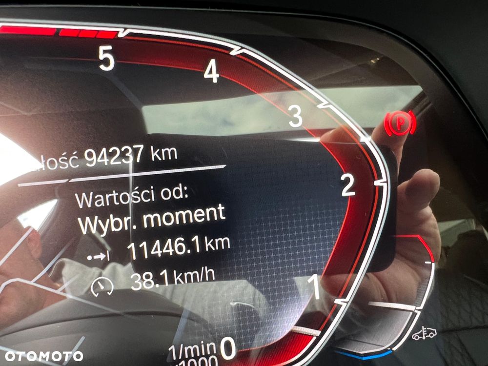 BMW X5 xDrive40d - 27