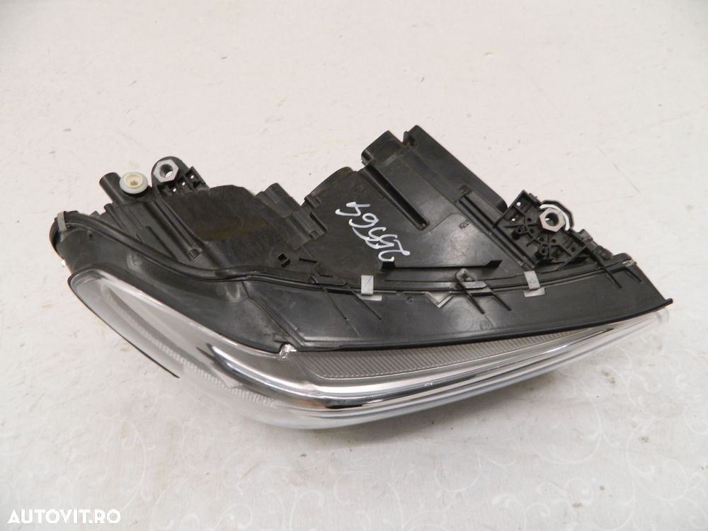 Far dreapta BMW X3 / X4 G01 G02 Full LED Adaptive, 2021, 2022, 2023, cod origine 8739654-02. - 8