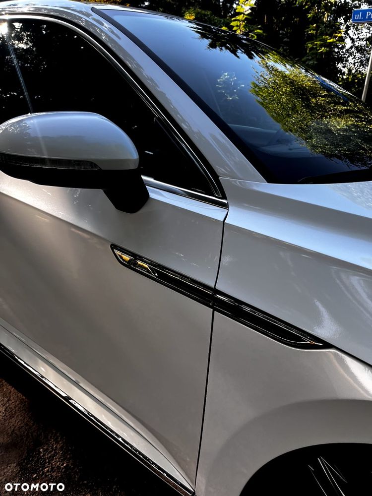 Volkswagen Arteon 2.0 TDI Bi-Turbo SCR 4Mot R-Line Edition DSG - 9