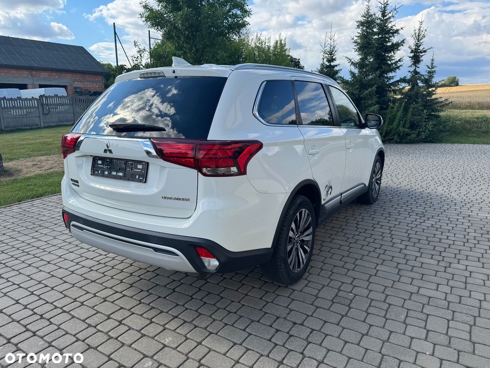 Mitsubishi Outlander 2.0 Intense CVT - 8