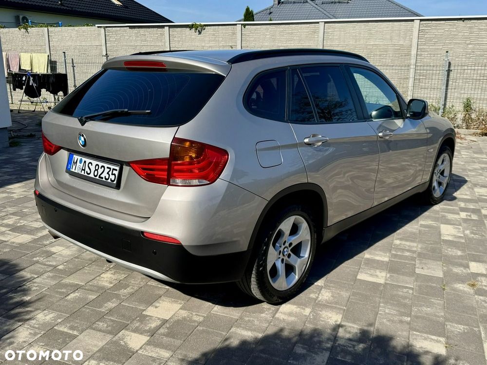 BMW X1 sDrive18d Sport Line - 4
