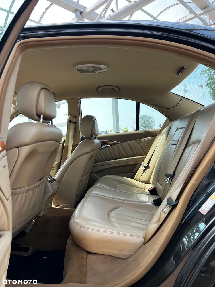 Mercedes-Benz Klasa E 320 CDI Elegance - 13