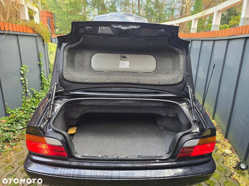 BMW Seria 3 - 17