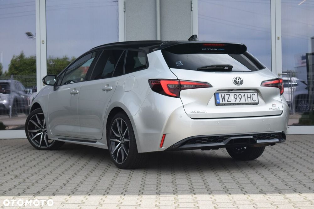 Toyota Corolla 2.0 Hybrid GR Sport Dynamic - 4