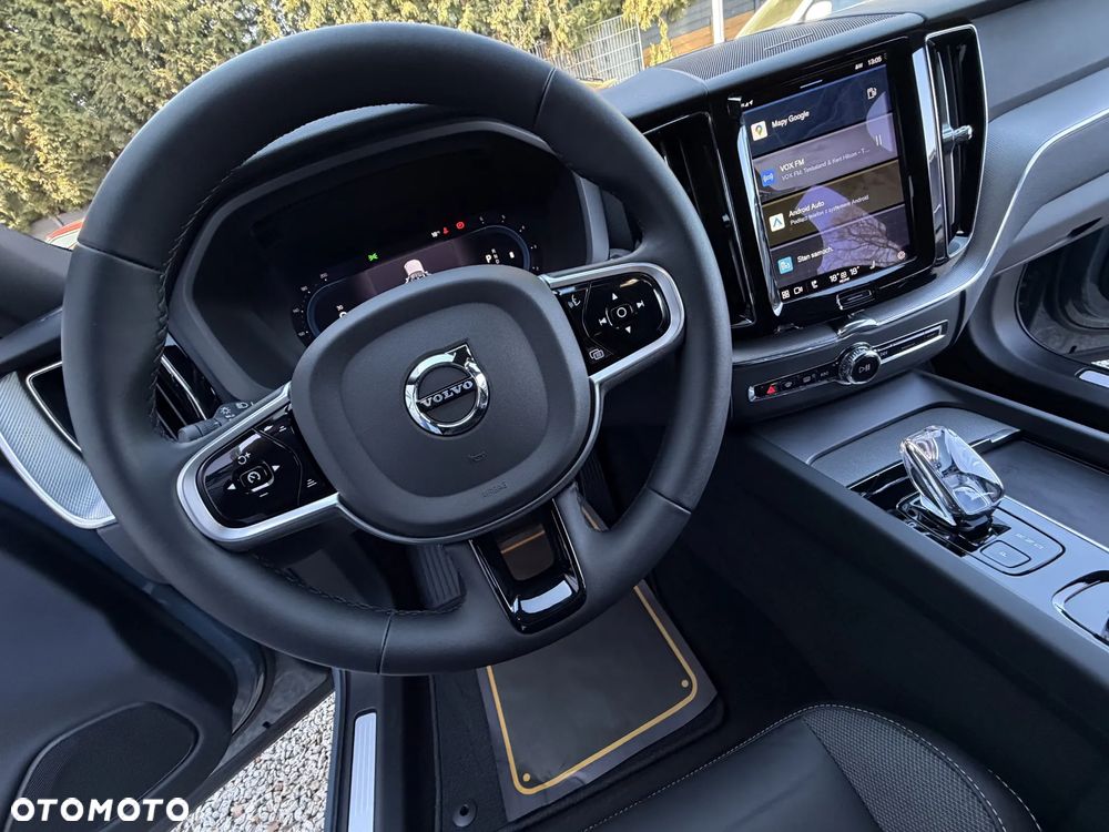 Volvo XC 60 B4 D Essential - 30