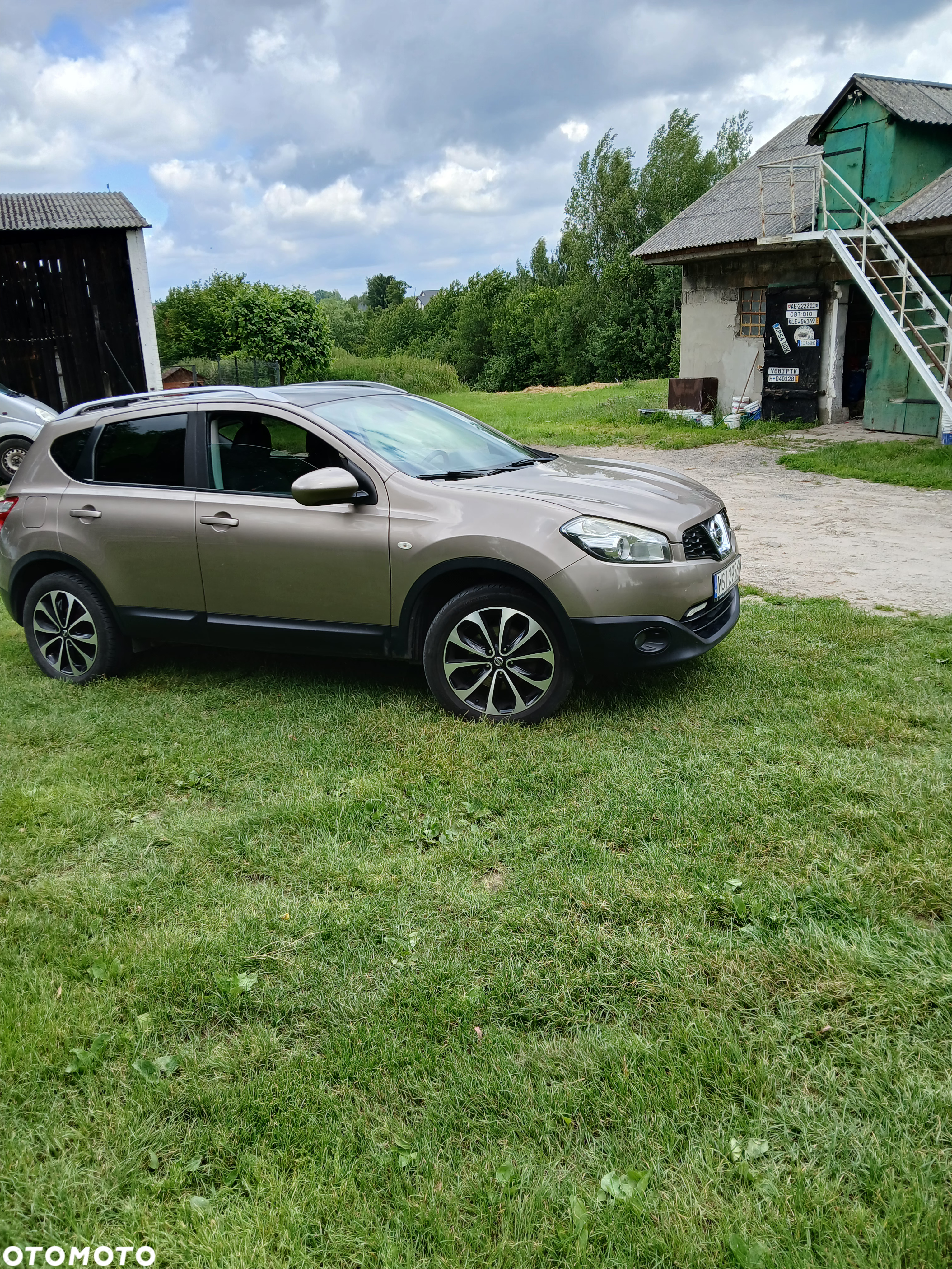 Nissan Qashqai - 11