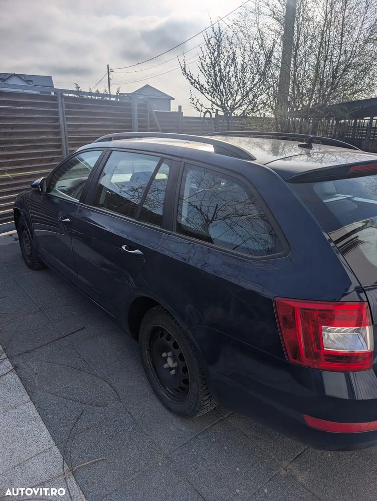 Skoda Octavia 1.6 TDI ELEGANCE DSG - 3