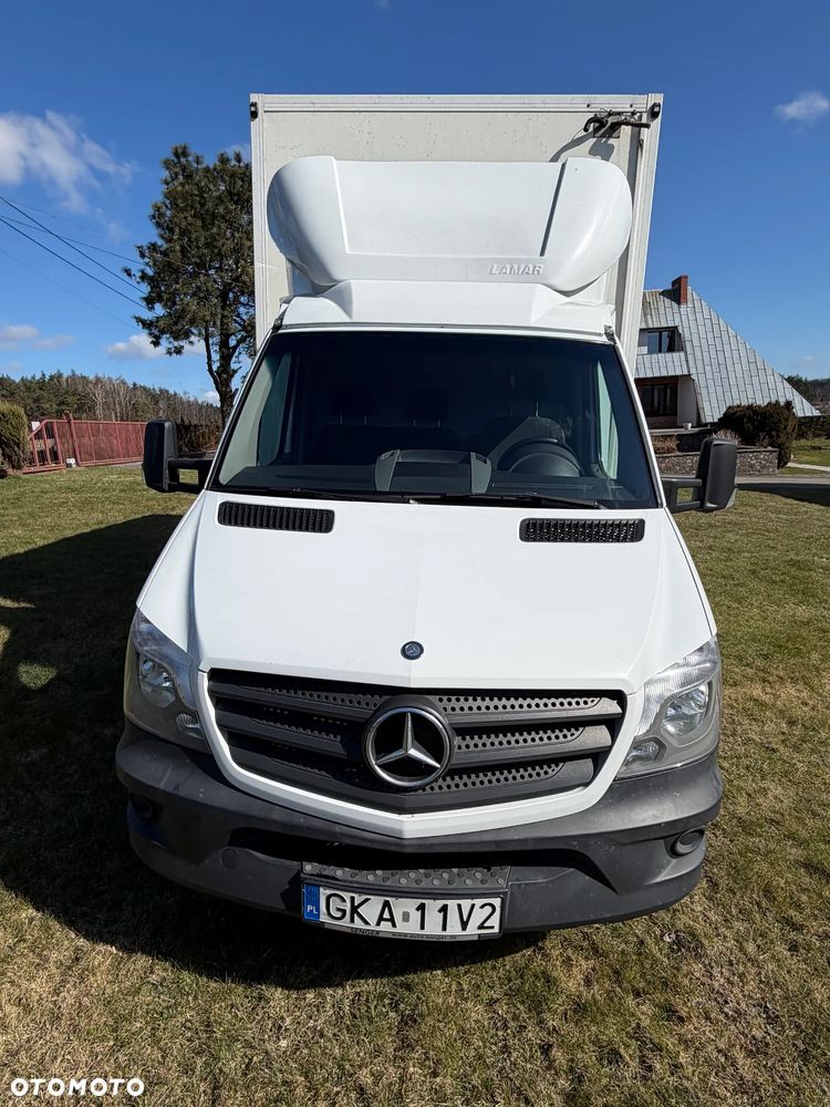 Mercedes-Benz Sprinter - 2