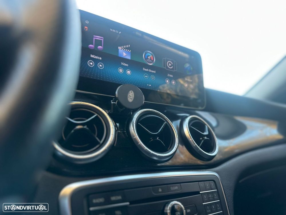 Mercedes-Benz CLA 180 CDI AMG Line Aut. - 41