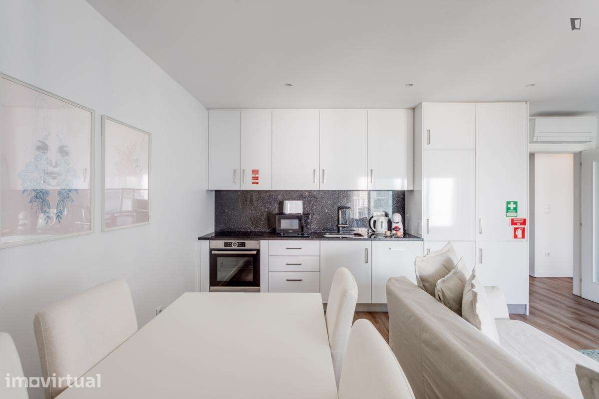 Apartamento com 1 quartos - localizado em Sete Rios Lisbon - Grande imagem: 5/23